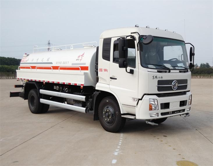 灑水車圖片