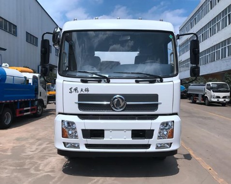 東風(fēng)天錦12噸灑水車