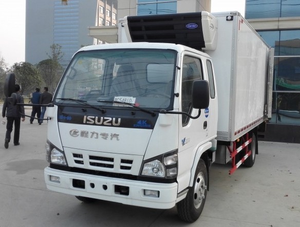 慶鈴五十鈴600P一排半4.6米冷藏車