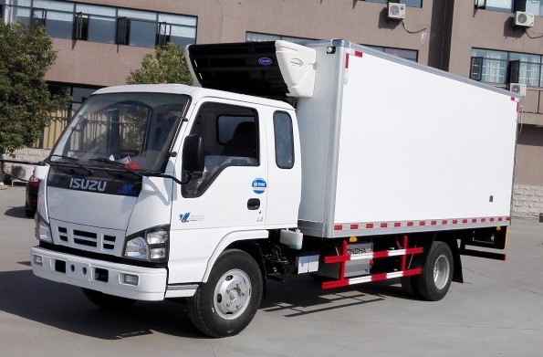 慶鈴五十鈴600P一排半4.6米冷藏車
