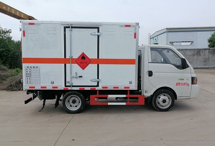 江淮康鈴X5危險品廂式運輸車