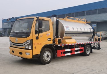 7立方標(biāo)準型瀝青灑布車 7立方標(biāo)準型瀝青灑布車