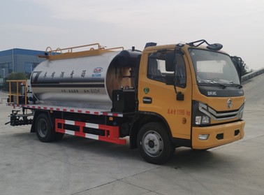 7立方標(biāo)準型瀝青灑布車 7立方標(biāo)準型瀝青灑布車