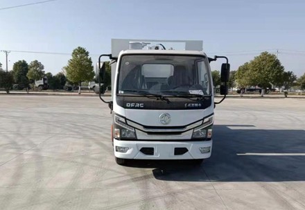 國六東風(fēng)多利卡水泥凈漿灑布車