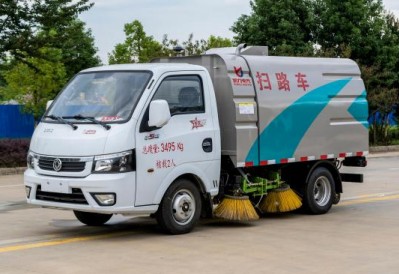 國(guó)六東風(fēng)途逸掃路車(chē) 國(guó)六東風(fēng)途逸掃路車(chē)