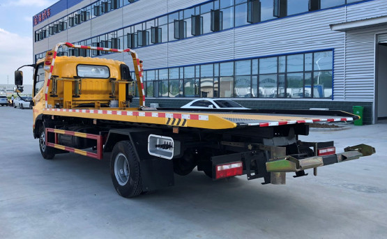 國(guó)六解放虎VH黃牌清障車