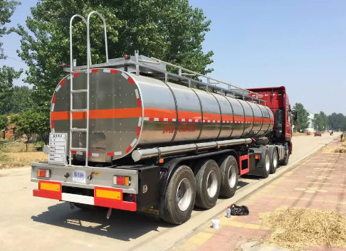 液態(tài)硫磺運輸車