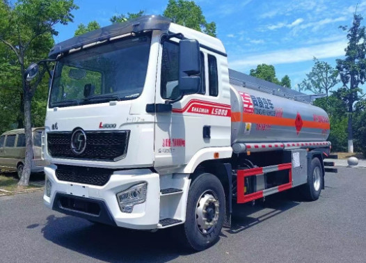 陜汽德龍(L5000)10噸油罐車