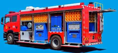 重汽汕德卡供氣消防車