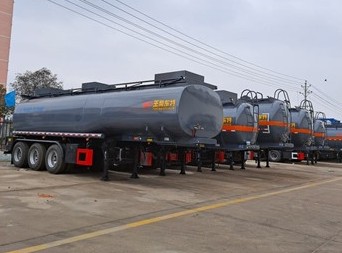 普貨襯塑半掛罐式車,特運(yùn)牌DTA9403GGY型半掛供液車,DTA9401GGS型供水半掛車