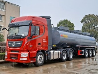 普貨襯塑半掛罐式車,特運(yùn)牌DTA9403GGY型半掛供液車,DTA9401GGS型供水半掛車
